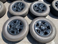 2007-2021 Toyota Tundra Factory 18 Steel Wheels Tires OEM 69547 Black Hubcaps